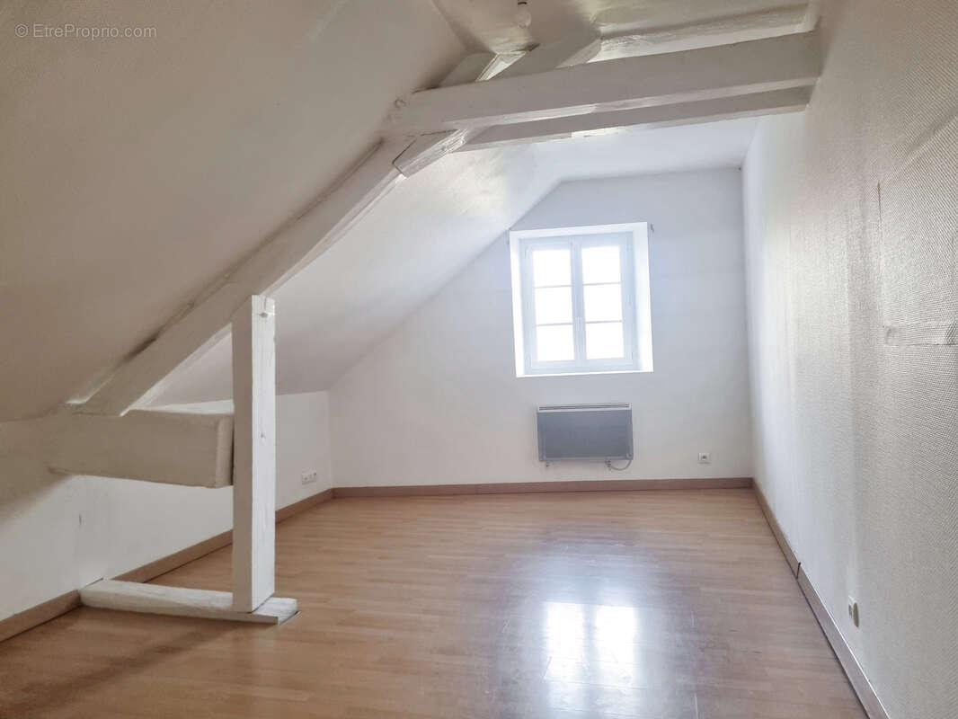 Maison à FAVEROLLES-SUR-CHER