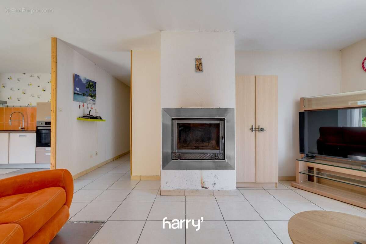 Maison 142 m² à Jougne  - photo 8