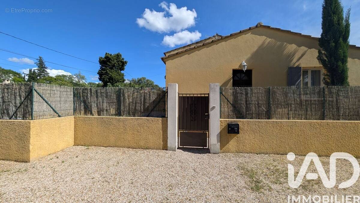 Photo 1 - Maison à L'ISLE-SUR-LA-SORGUE