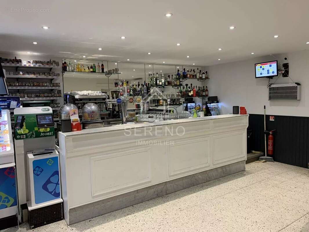 Commerce à CHAUMES-EN-BRIE