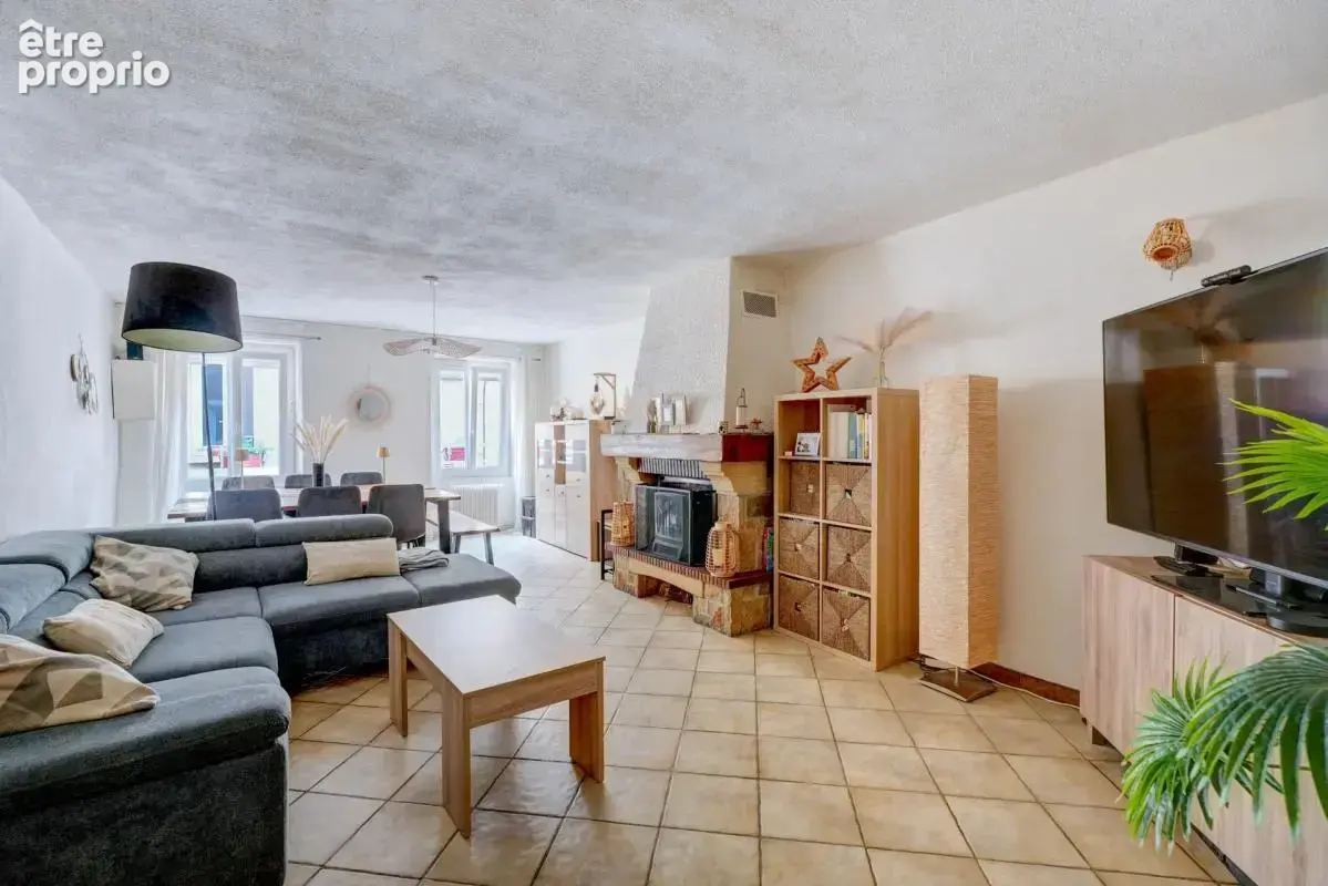 Maison à VILLEFRANCHE-SUR-SAONE
