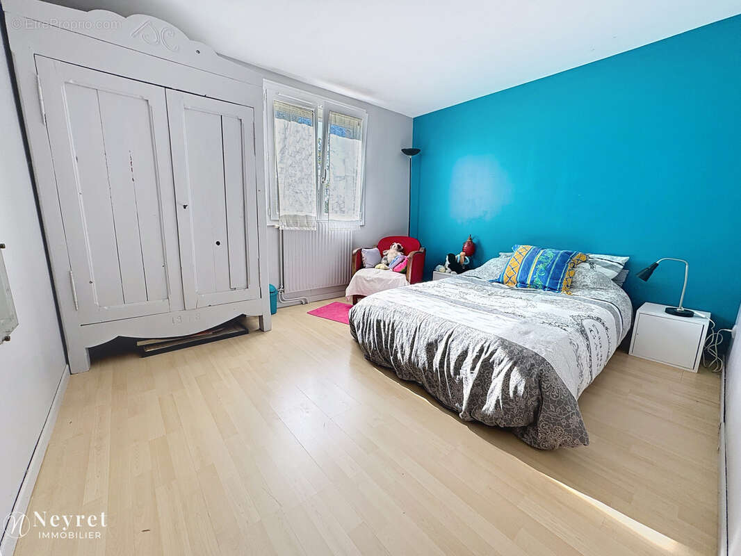 Maison - 103m2 - Terrain de 341m2 - St Genis Laval - photo 8