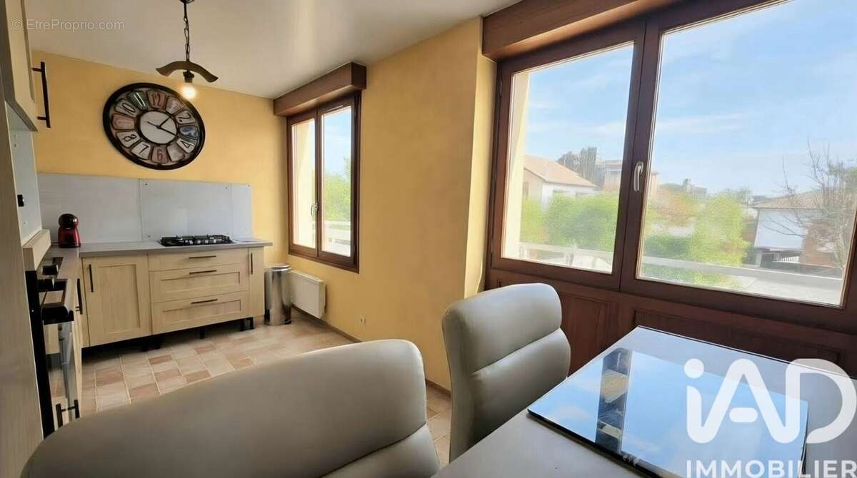 Photo 5 - Appartement à CHARLEVILLE-MEZIERES