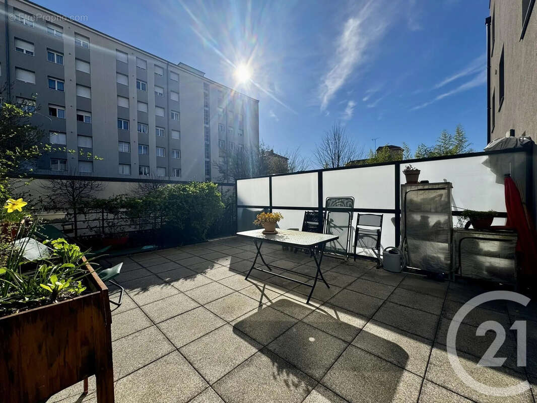 Appartement à VILLEURBANNE