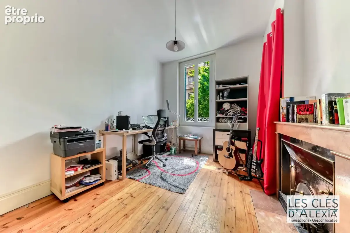 T2 bis 45,67 m² traversant / Garage box / Rez-de-jardin - photo 5