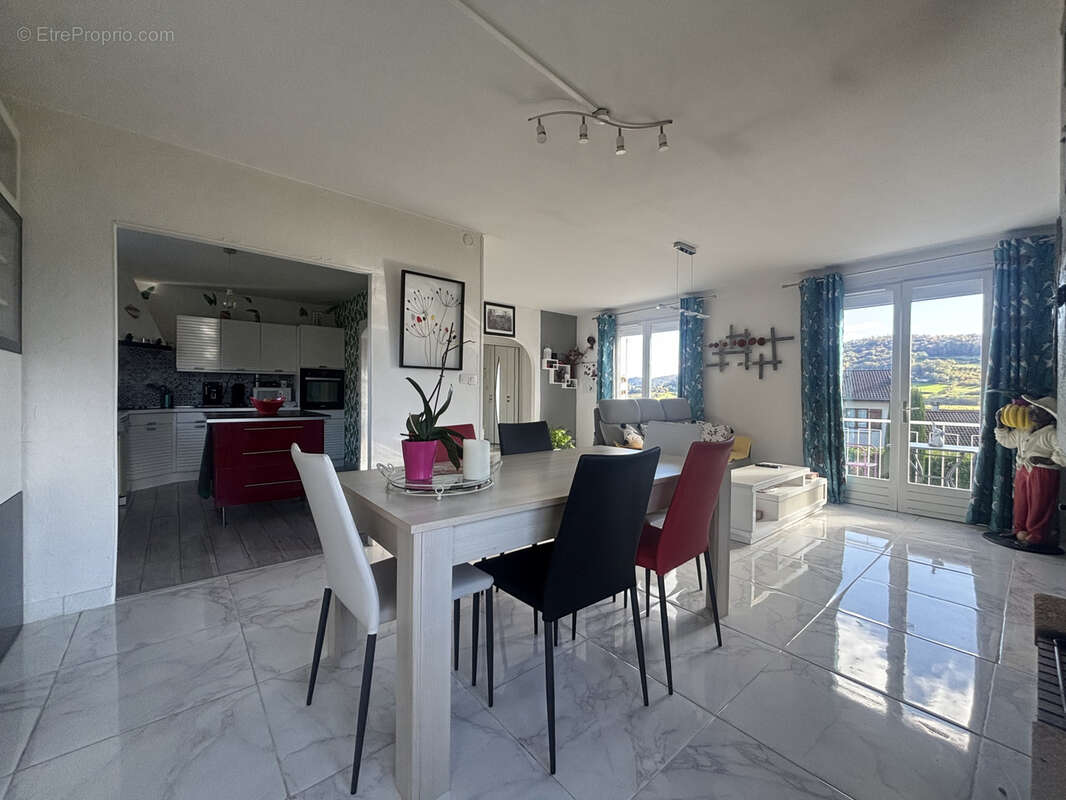 Maison à PONTCHARRA-SUR-TURDINE