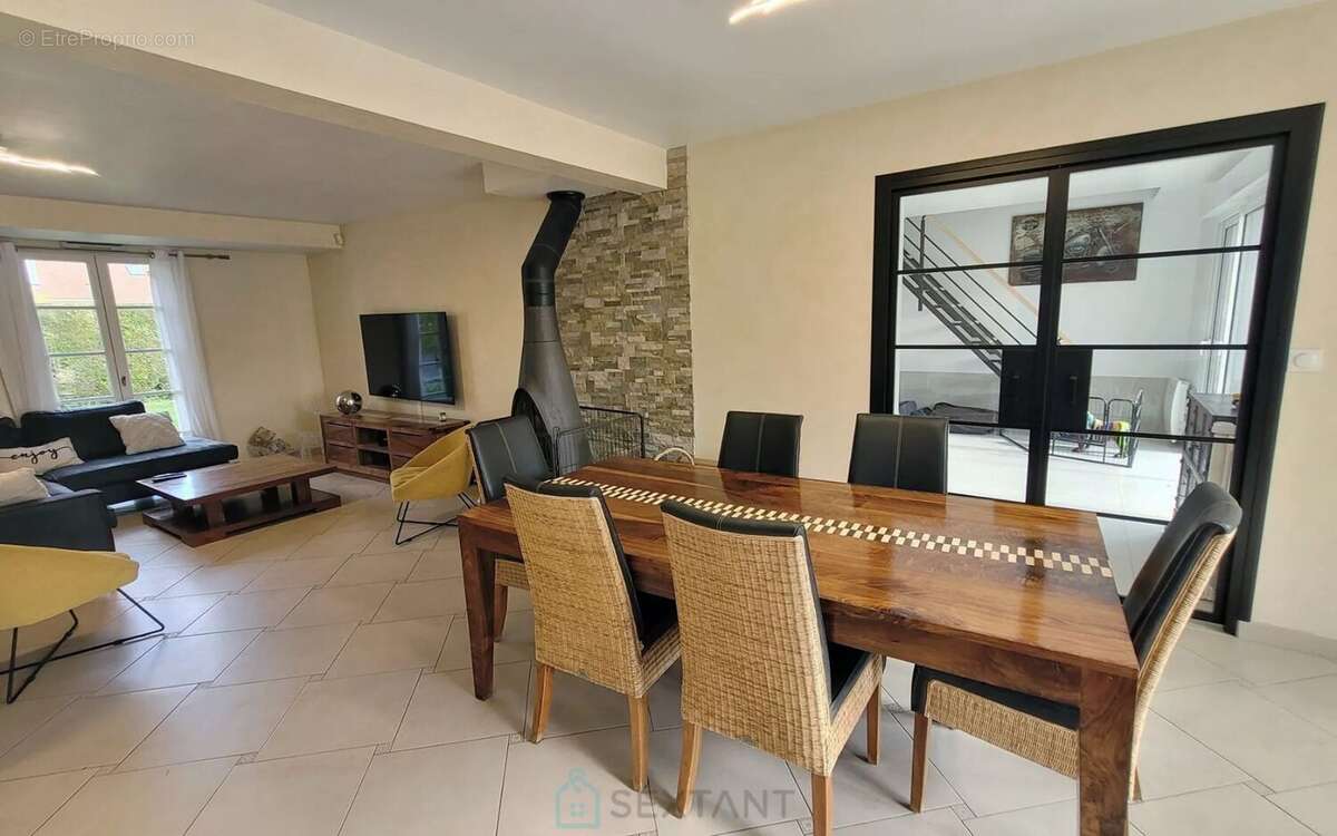 Maison à FONTAINEBLEAU