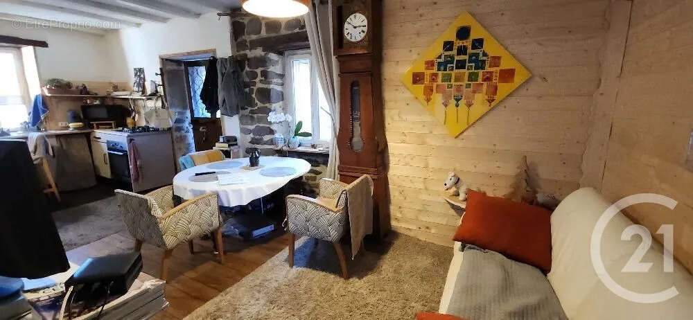 Maison à LACAPELLE-BARRES