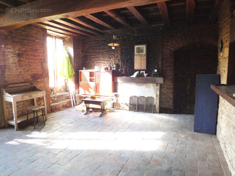 Maison à ASNIERES-EN-MONTAGNE