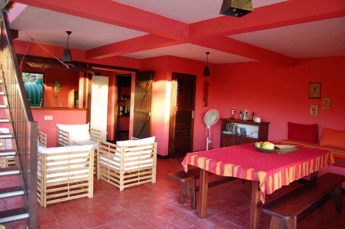 Maison à GRAND-BOURG