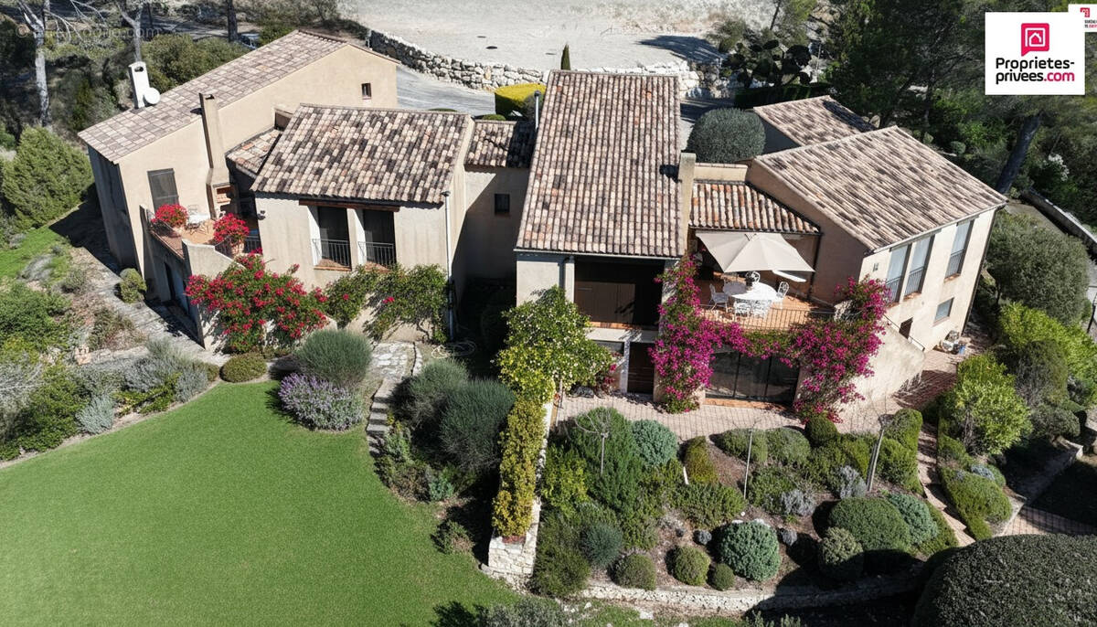 Maison à ESPARRON-DE-VERDON