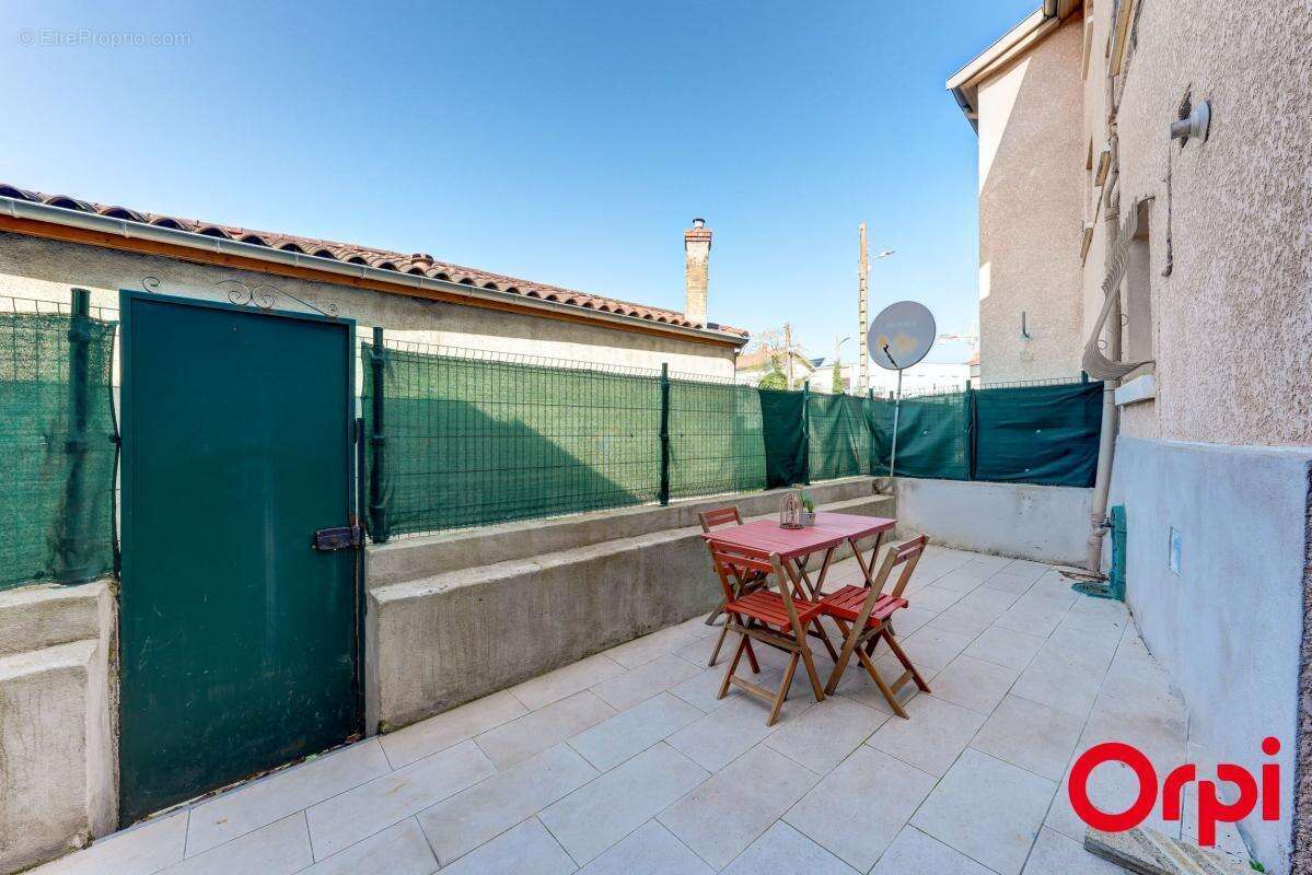 Appartement à CALUIRE-ET-CUIRE
