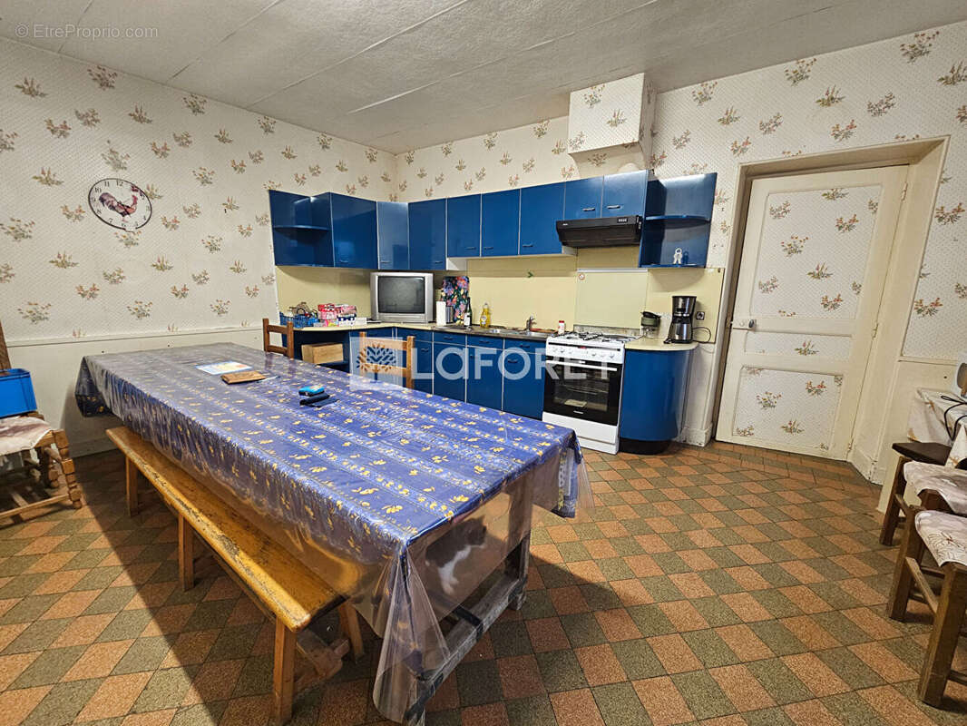 Maison à ULLY-SAINT-GEORGES