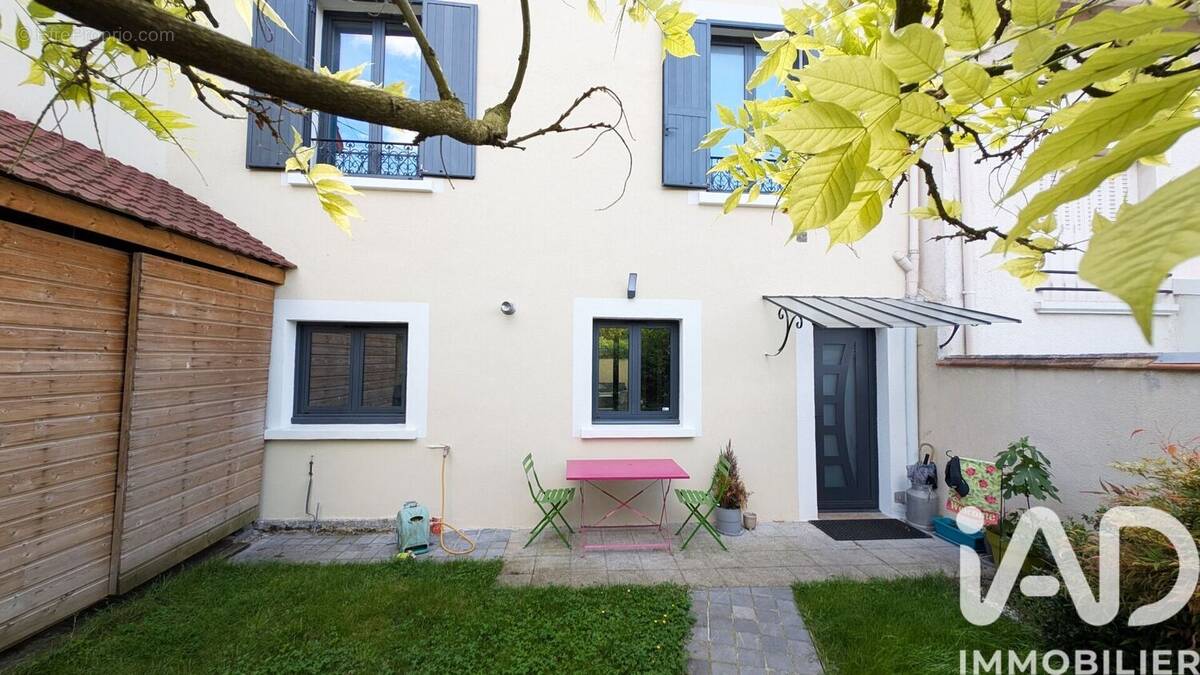 Photo 1 - Maison à RUEIL-MALMAISON