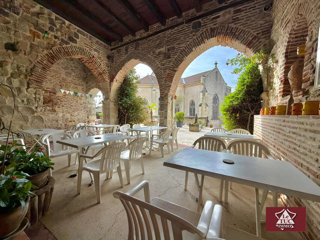 Commerce à PENNE-D'AGENAIS