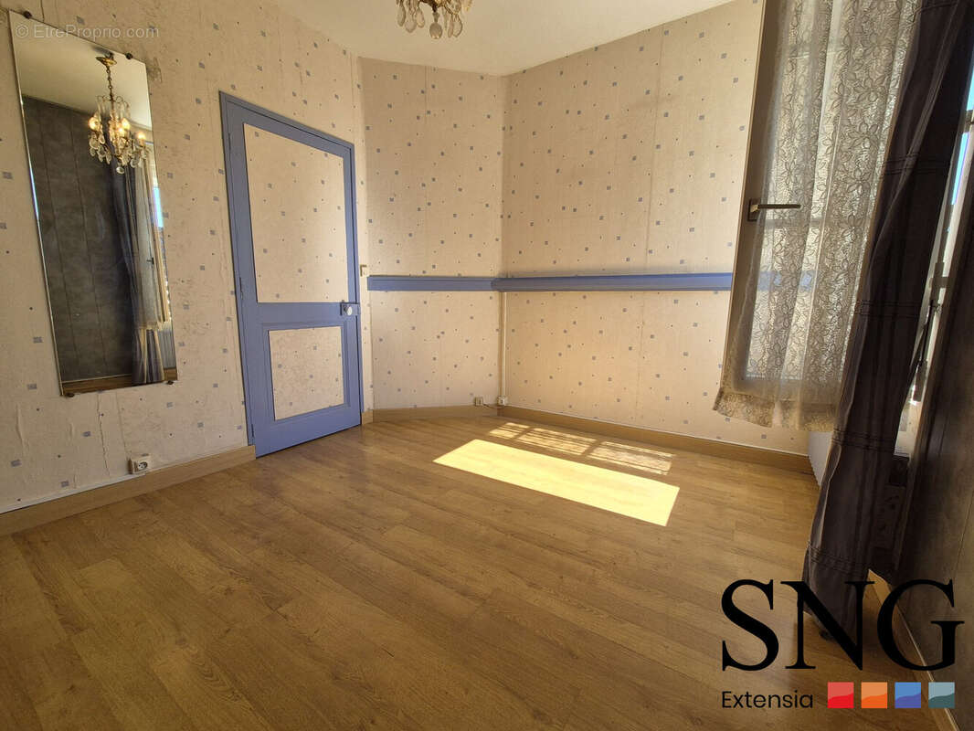 Maison 91 m² à Greges  - photo 3