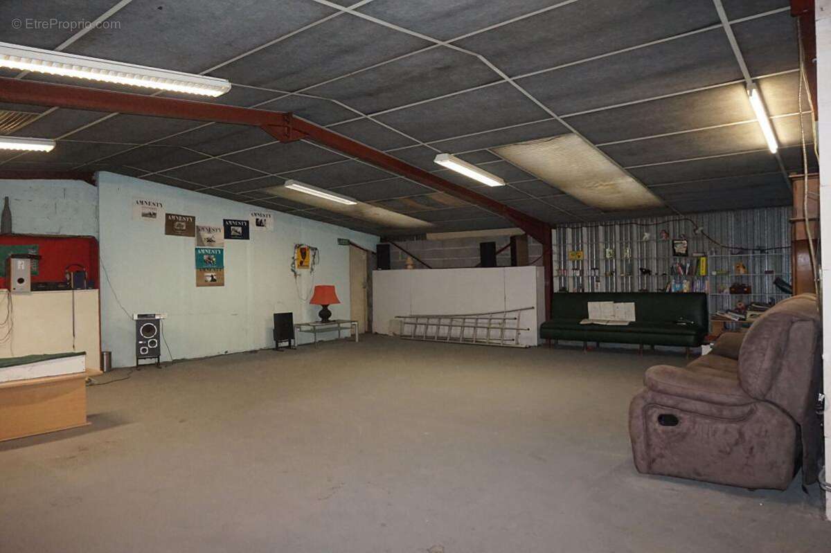 Appartement à LE CHAMBON-FEUGEROLLES
