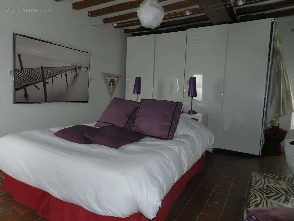 Maison à SAINT-PIERRE-SUR-DIVES