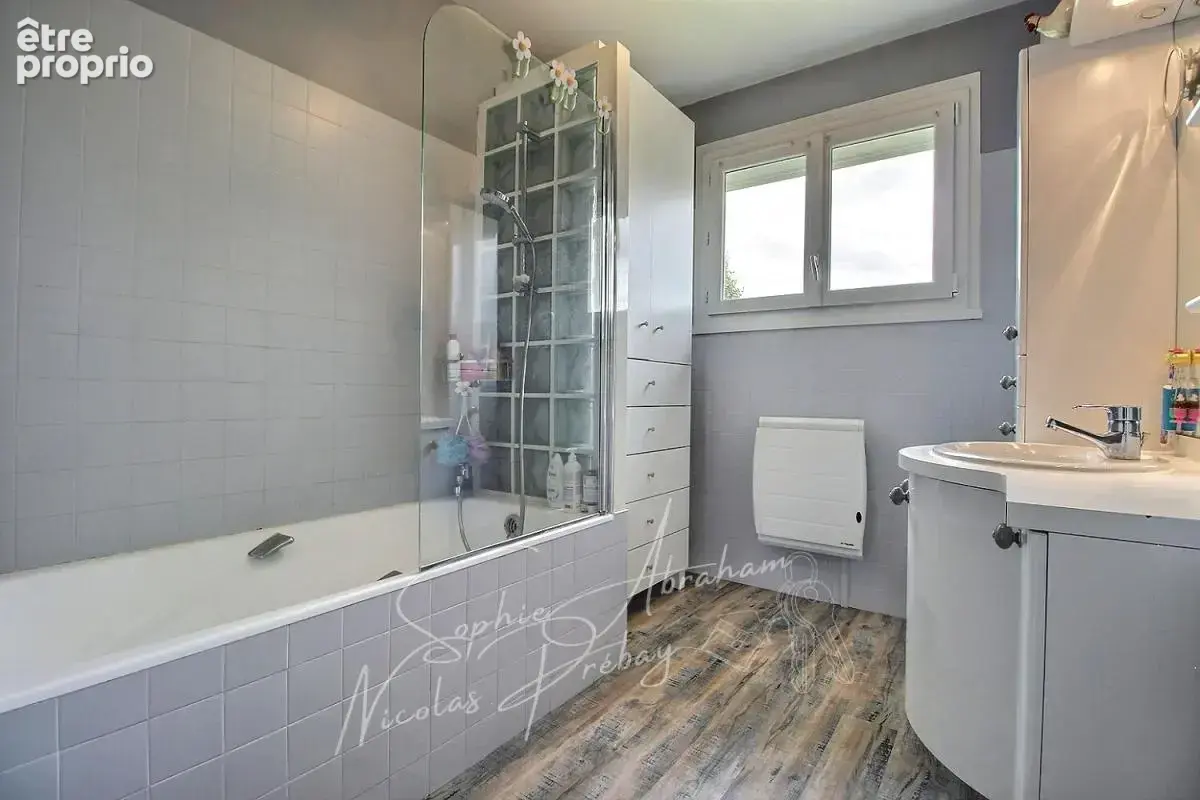 Maison individuelle sur sous-sol de 7 pièces, 5 chambres avec jardin clos - photo 7