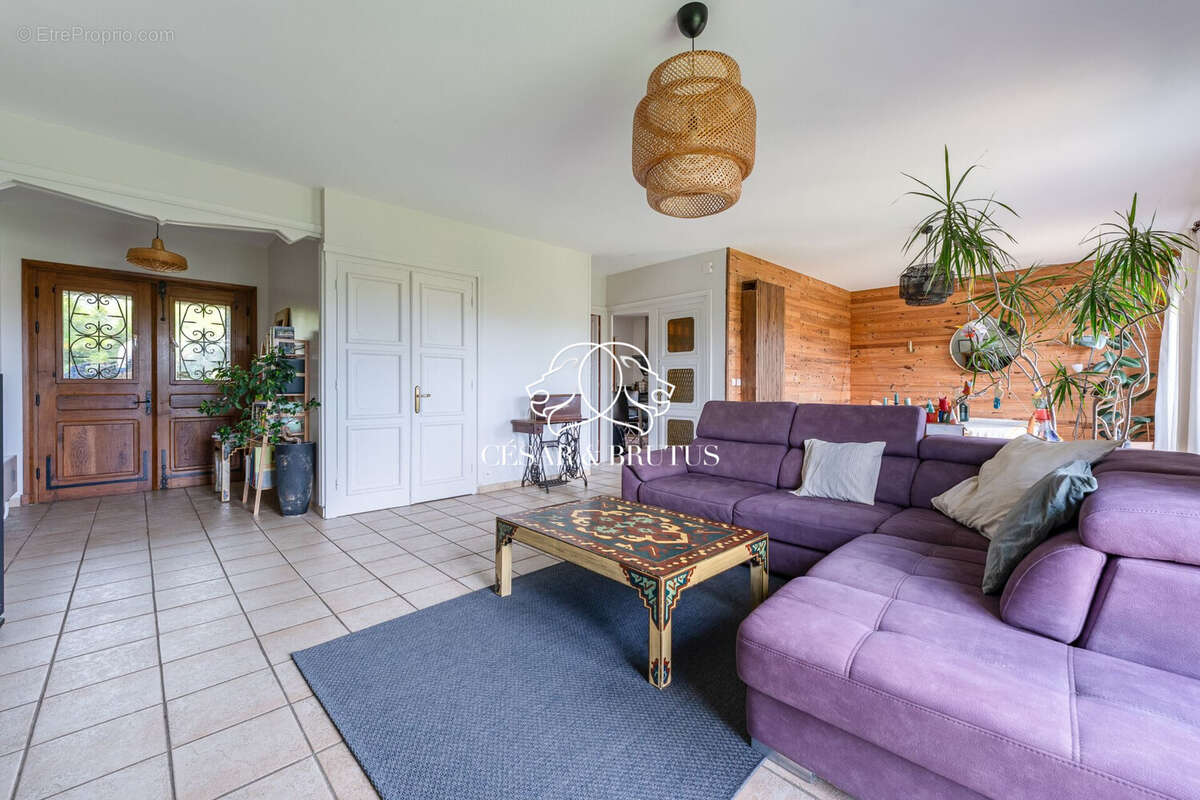 Maison à BOURGOIN-JALLIEU