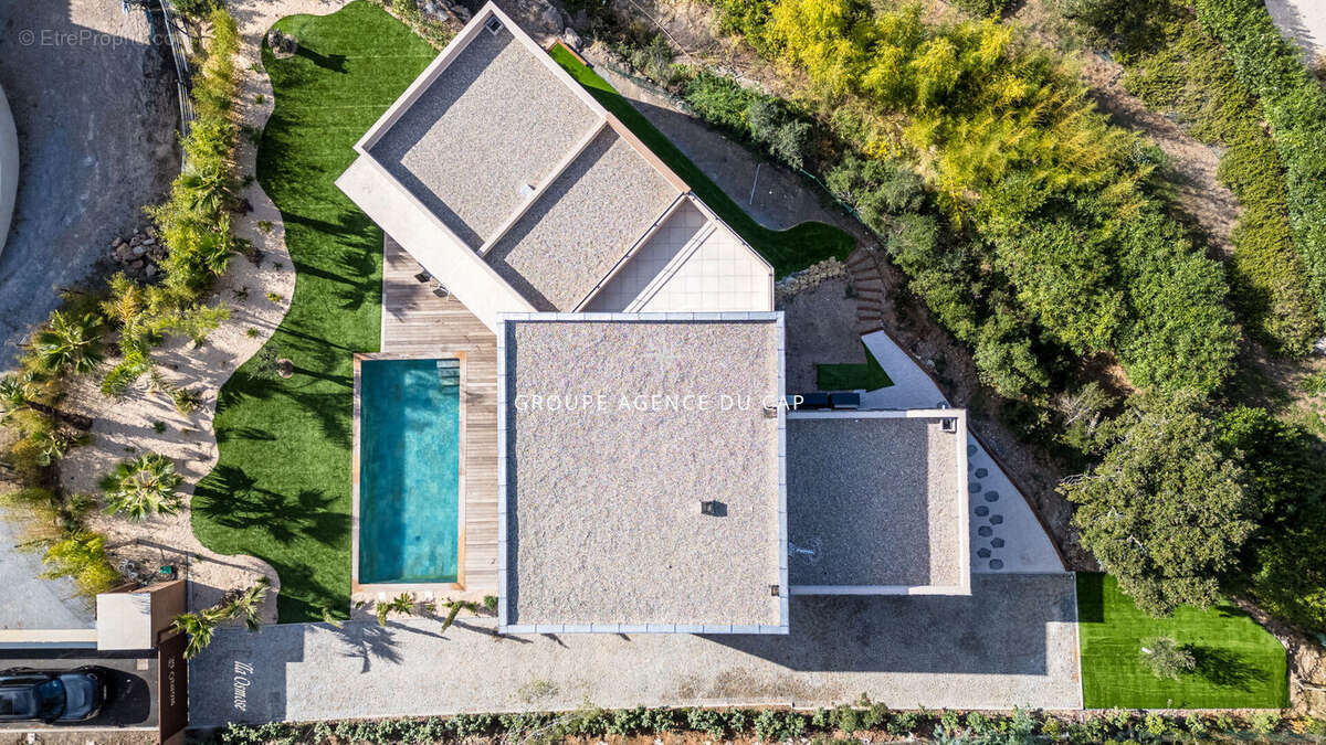 Maison à SAINT-RAPHAEL