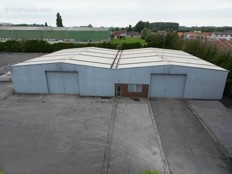 Commerce à ISBERGUES