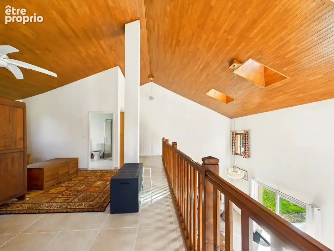 Maison moderne - spacieuse avec grand jardin près de la ville - photo 13