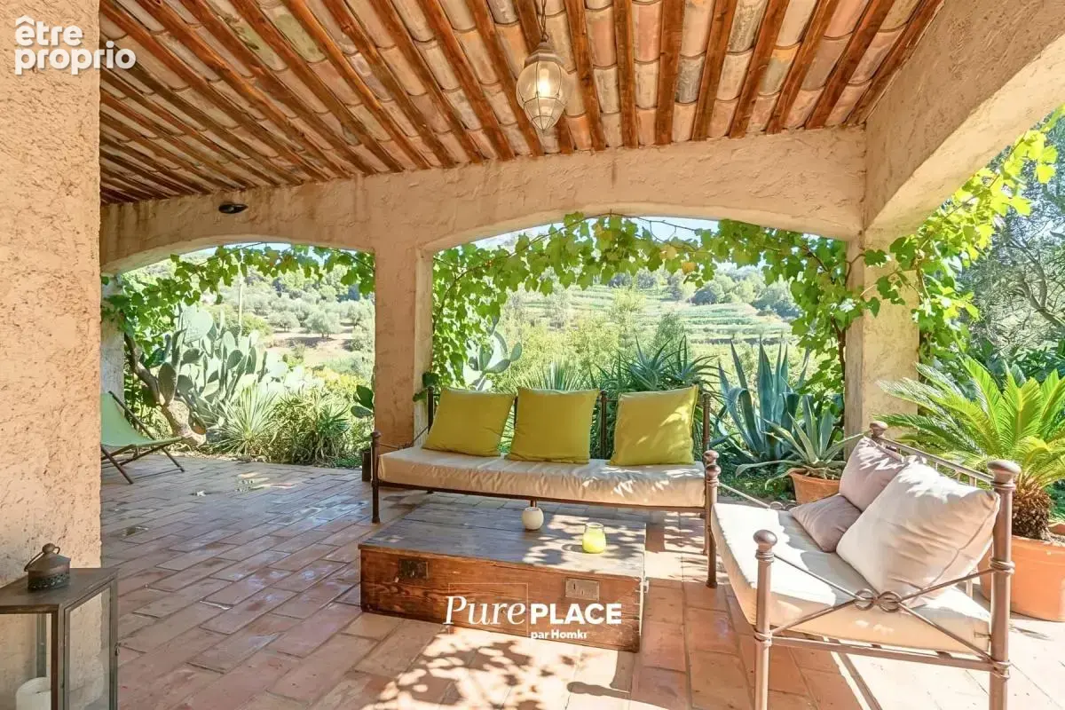 Appartement T3 de 119 m² à Saint-Paul-de-Vence 06570, Route des Serres - photo 2