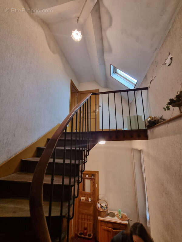 Appartement à YZEURE