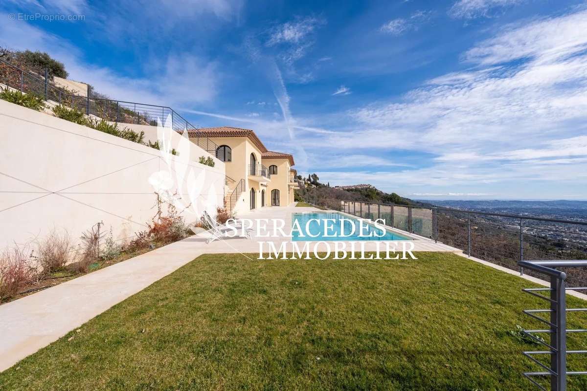 Maison à SPERACEDES