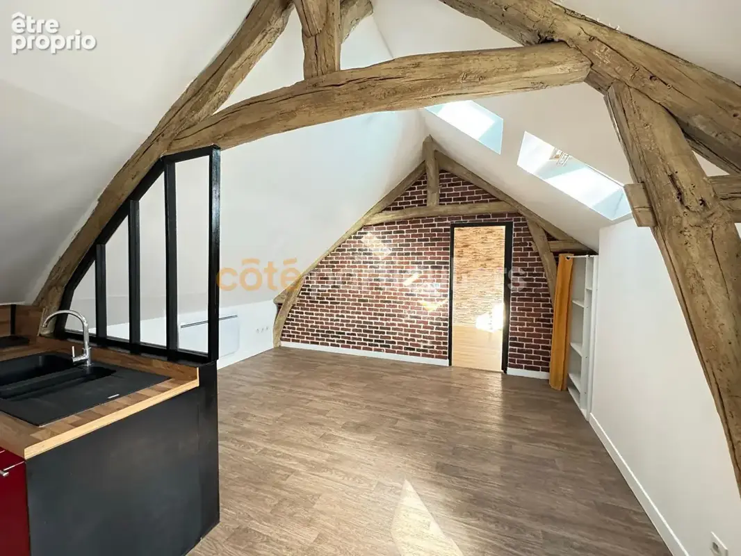 Appartement à FLEURY-LES-AUBRAIS