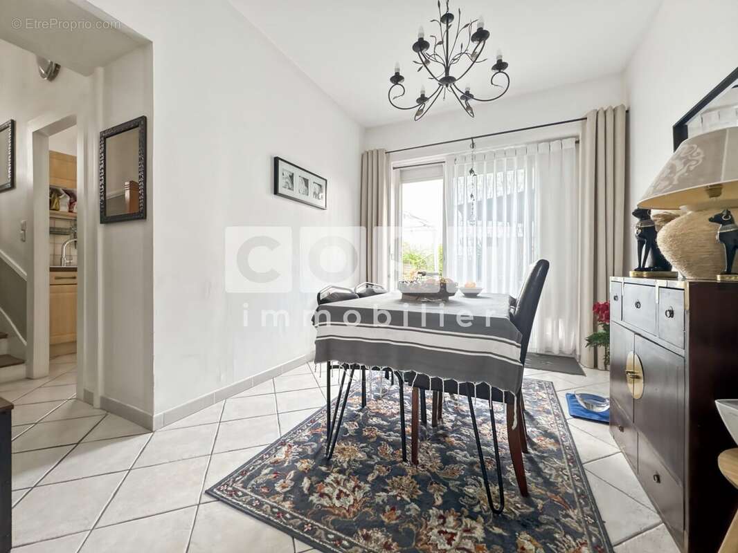 Maison à GENNEVILLIERS