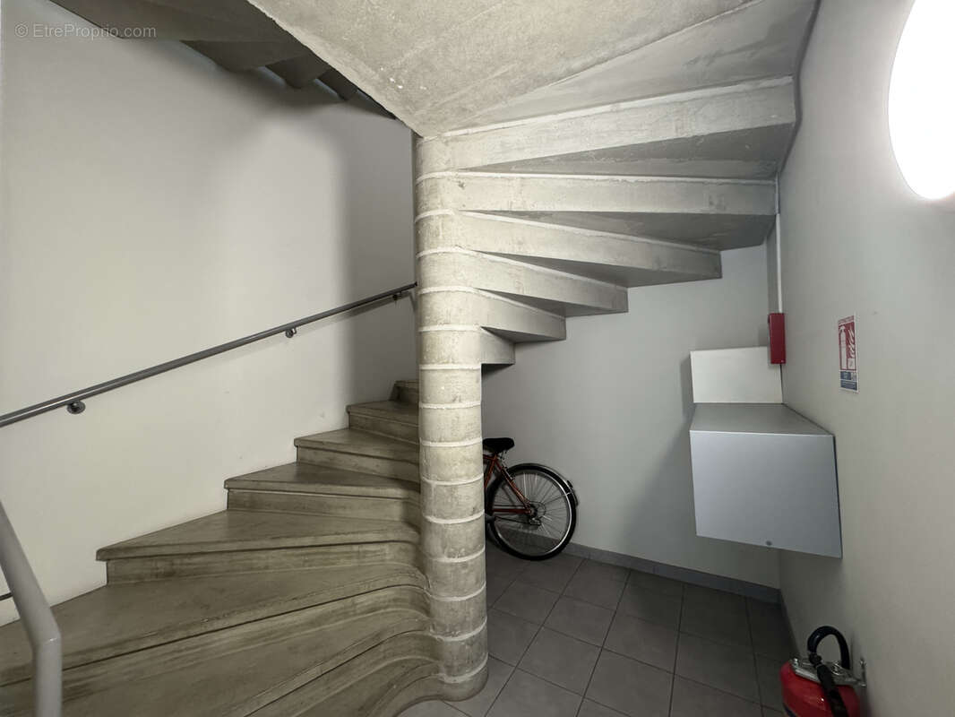 Appartement à SOUAL