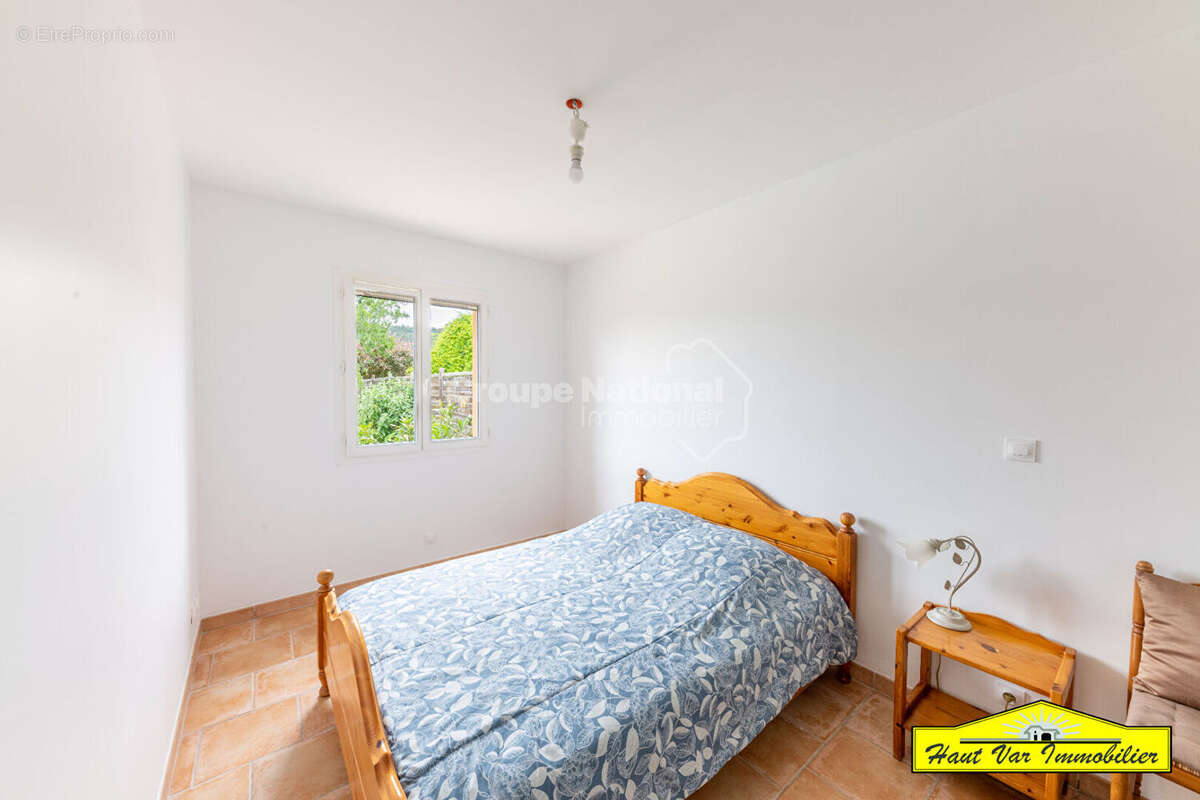 Maison à GREOUX-LES-BAINS