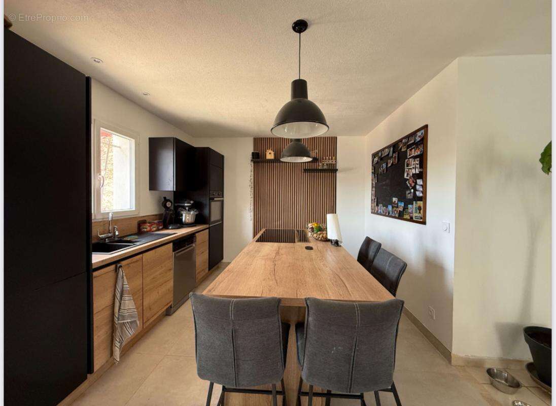 Maison à LEZIGNAN-CORBIERES