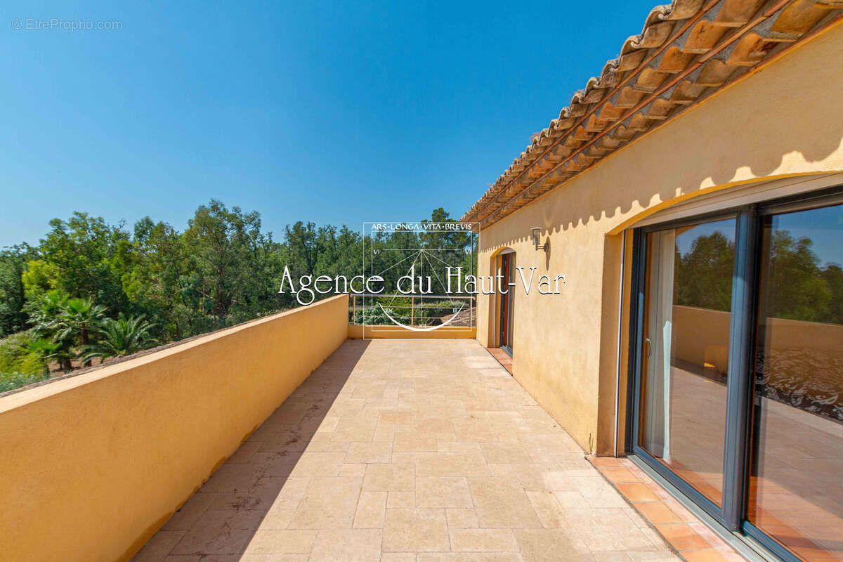 Superbe villa moderne, 4 chambres, 3300m2 de terrain - photo 26