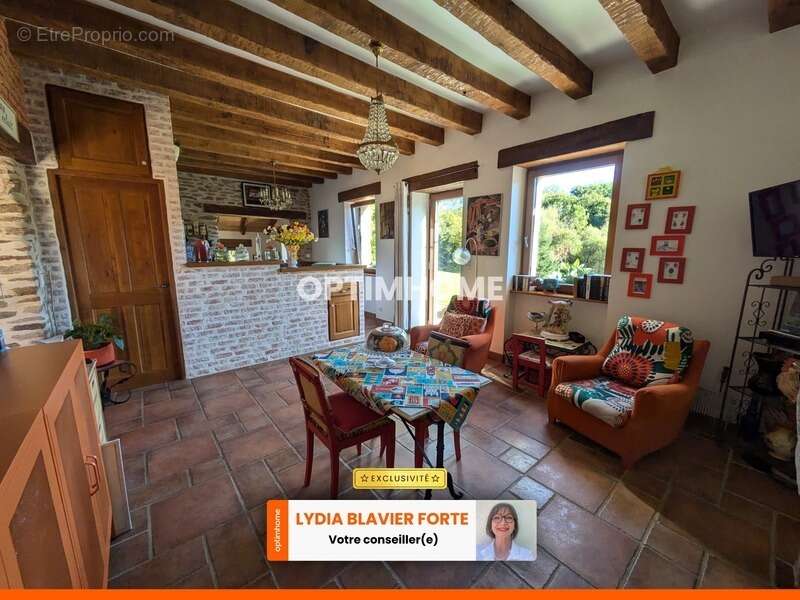 Maison à NEUVIC-ENTIER