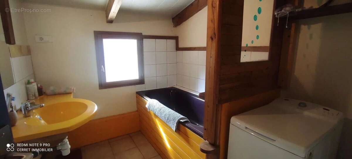 Maison à SAINT-ROMAN-DE-CODIERES