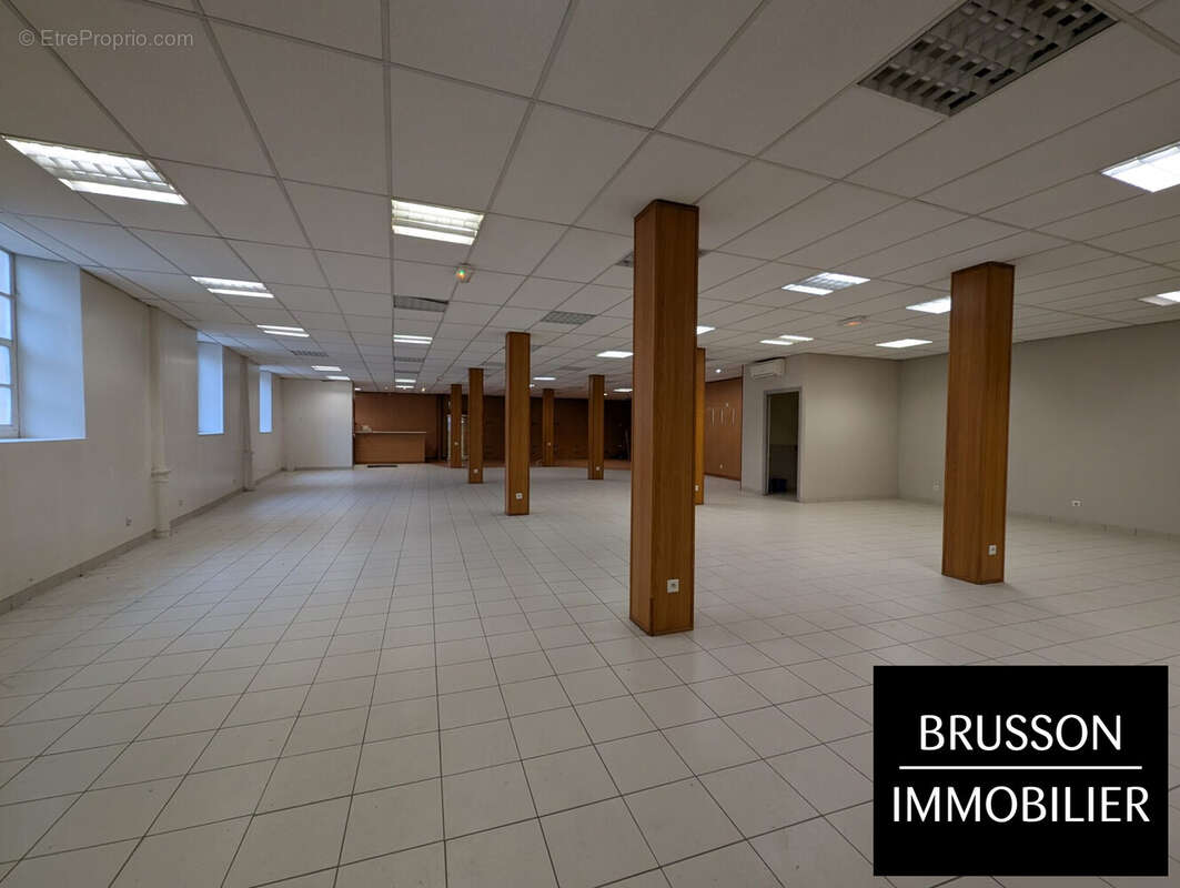 Appartement 600 m² à Mazamet  - photo 3