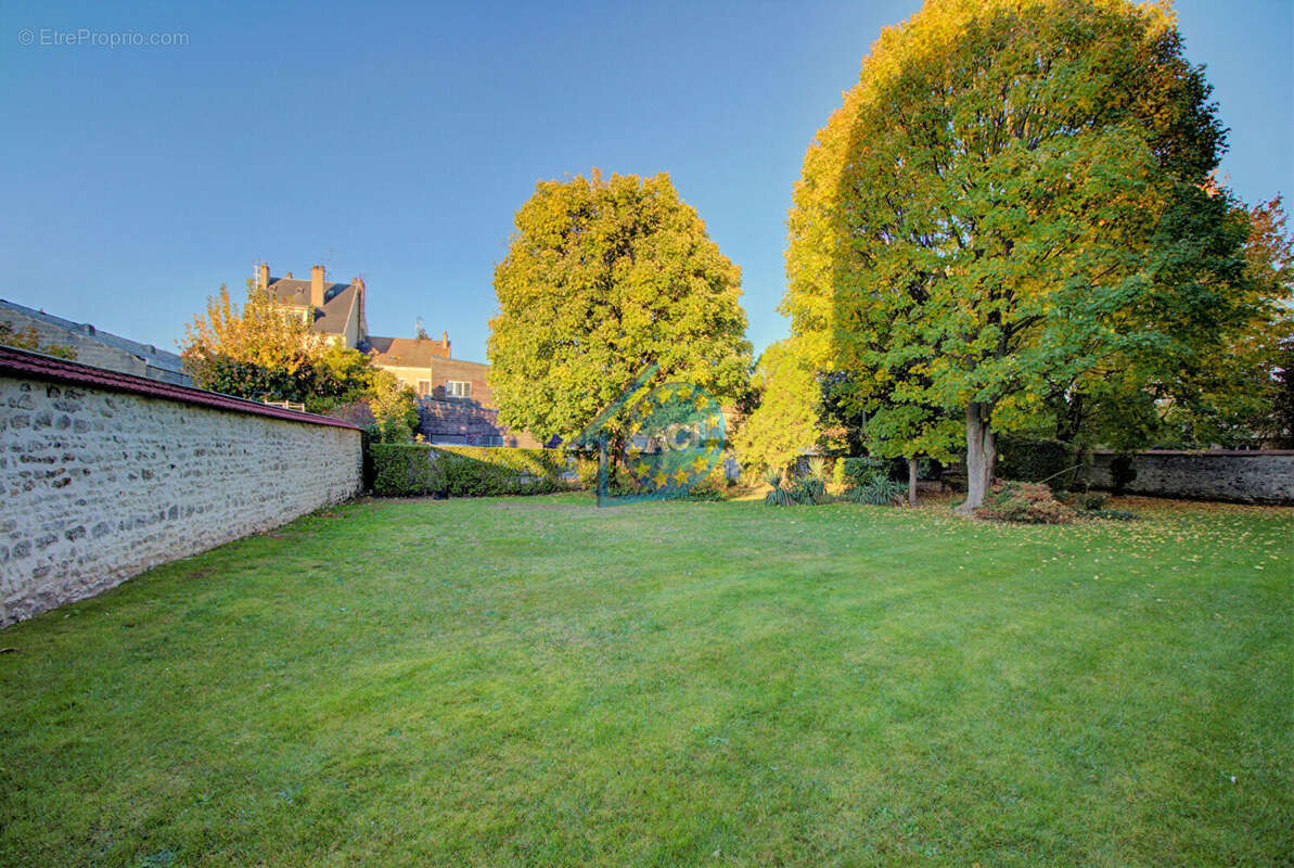 Appartement à MANTES-LA-JOLIE