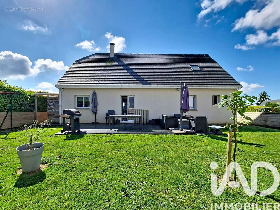 Photo 1 - Maison à SAINT-AUBIN-CELLOVILLE