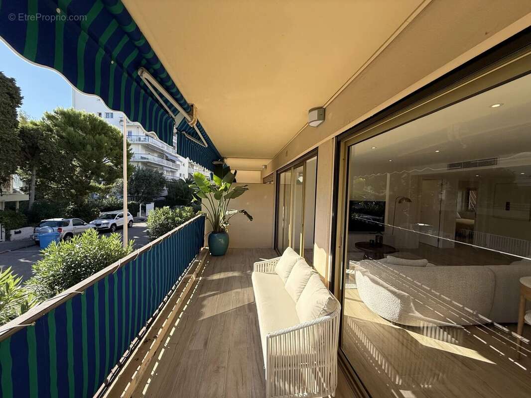 Appartement à CANNES