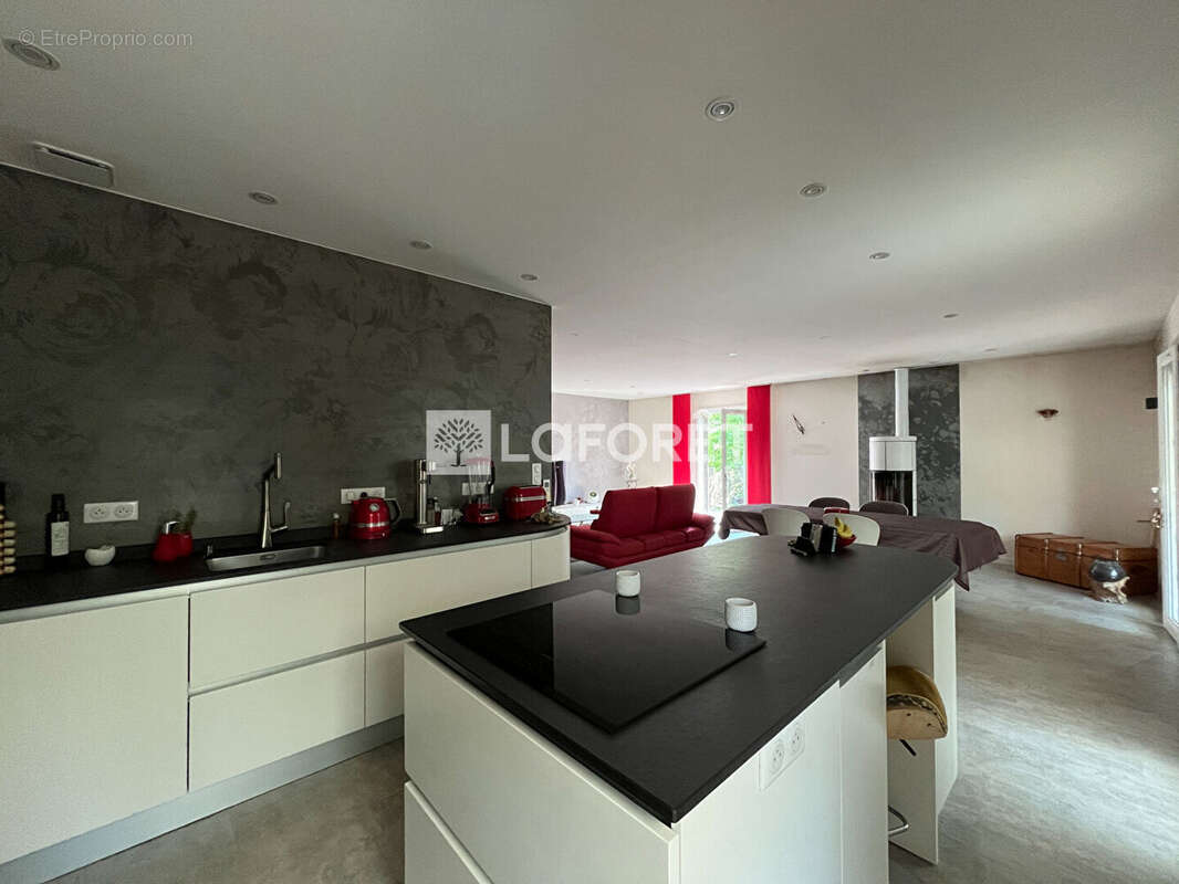 Maison Le Thor 4 pièce(s) 103 m2 - photo 6