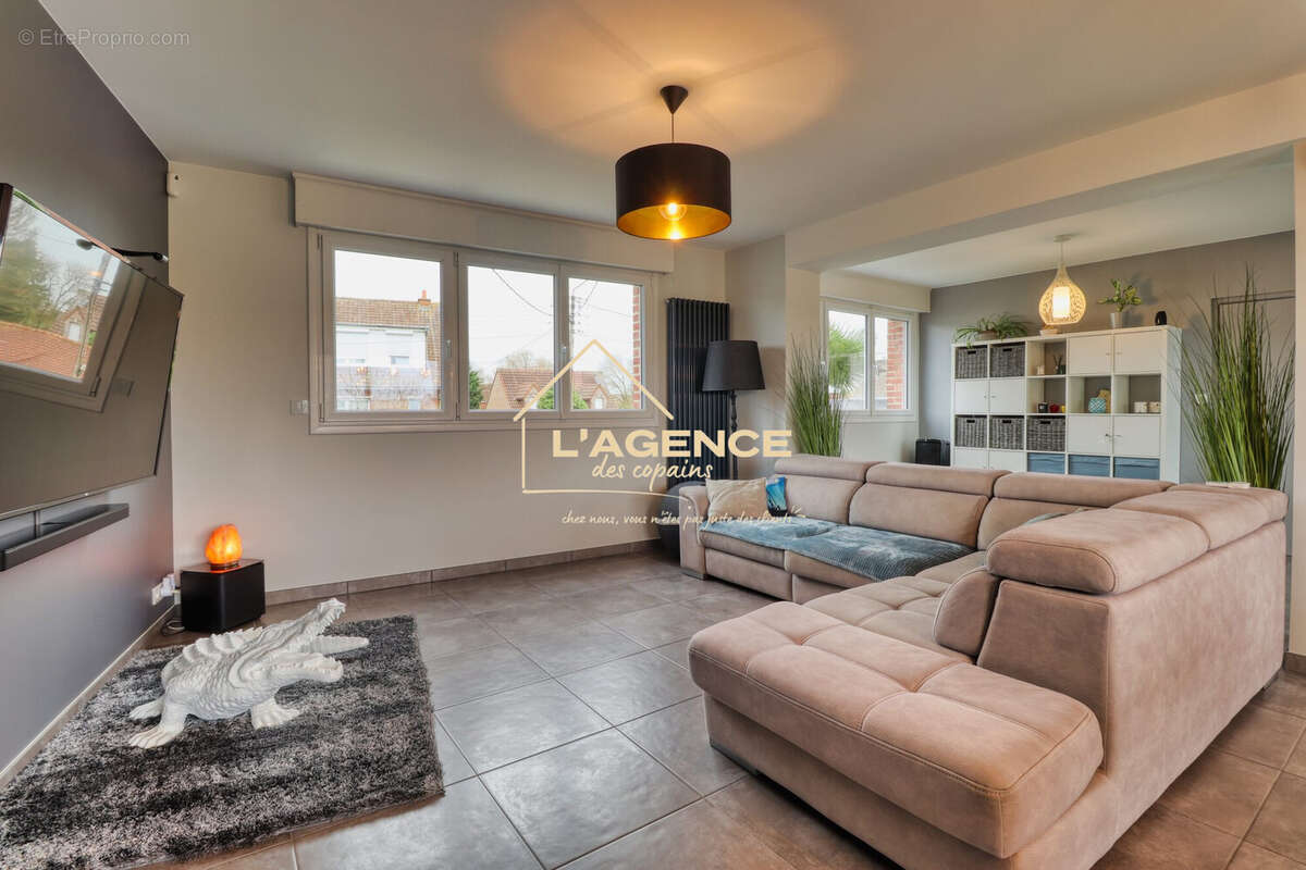 Maison à HAZEBROUCK