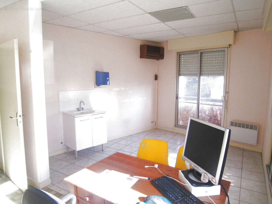 Commerce à NARBONNE