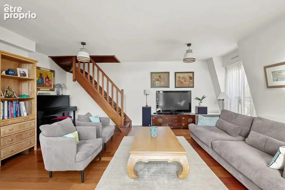 BAS DE CHATOU PROCHE CENTRE-VILLE Très bel Appartement Duplex de 111 m² avec 3 chambres et possibilité d'une 4è - photo 8