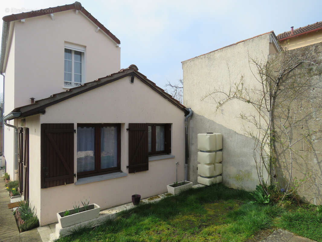 Maison à LUCE