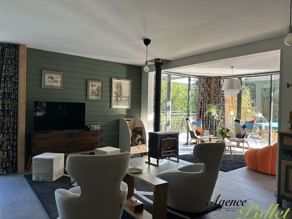 Maison à AUBIGNY-SUR-NERE