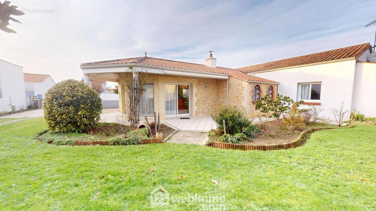 Maison de centre bourg. - Maison à JARD-SUR-MER