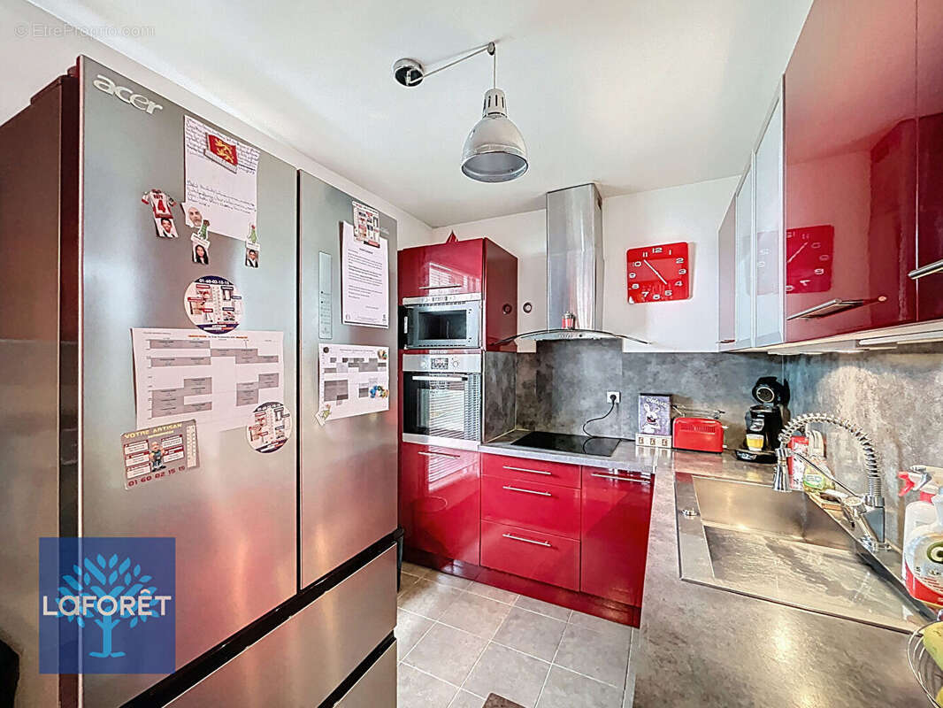 Appartement à CORBEIL-ESSONNES